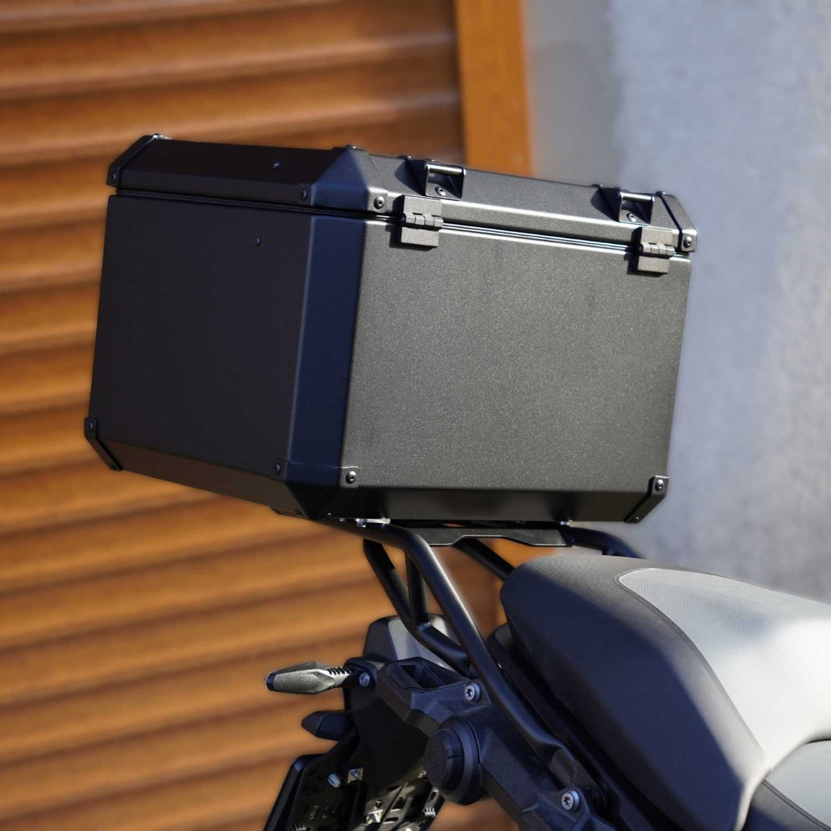 Top case for BMW R 1300 GS with Original Carrier