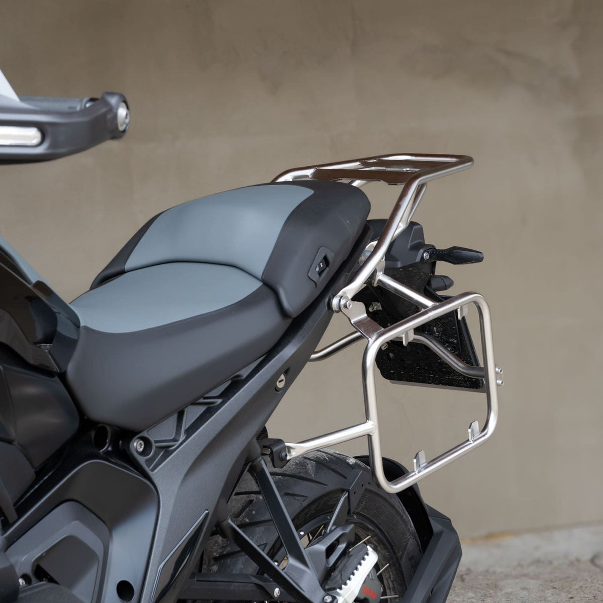Large top case rack for BMW 1300 GS