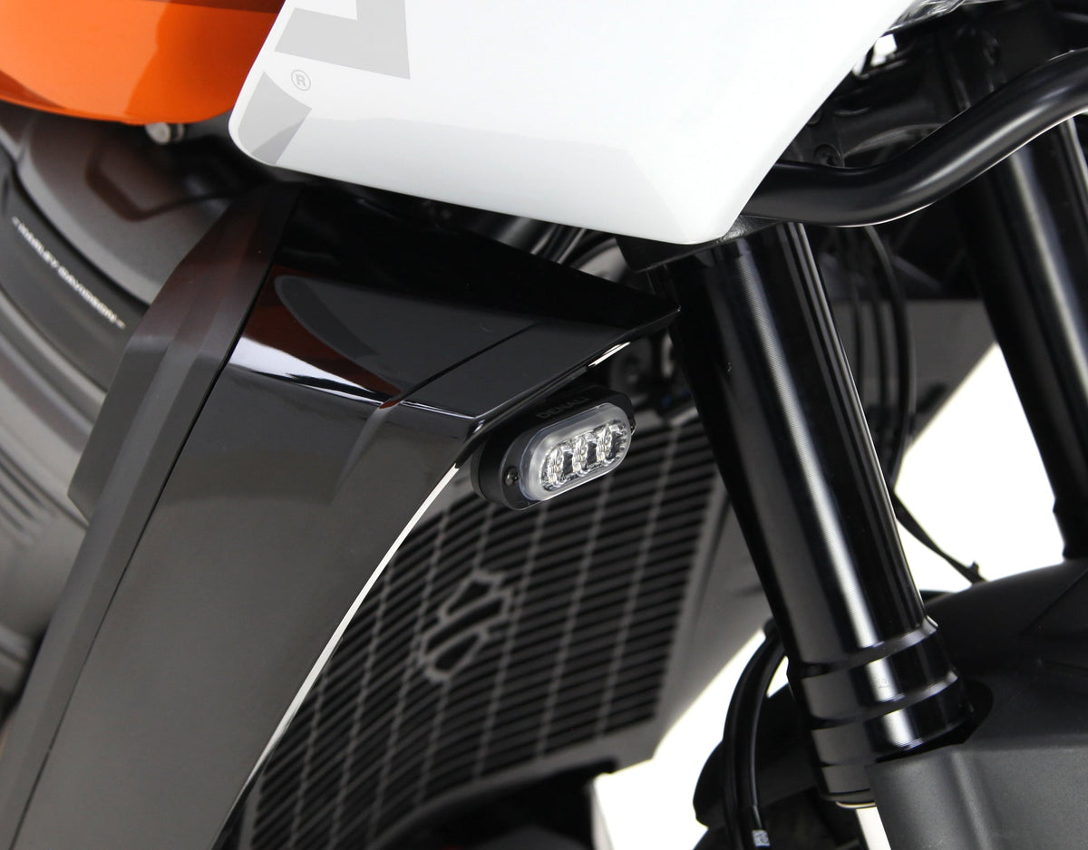 DENALI Plug-&-Play Front T3 Turn Signal Upgrade Kit for Harley-Davidson Pan America 1250 – bilde 4