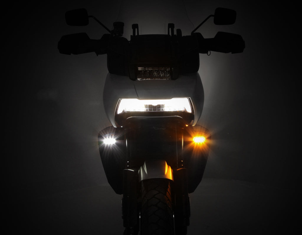 DENALI Plug-&-Play Front T3 Turn Signal Upgrade Kit for Harley-Davidson Pan America 1250 – bilde 3