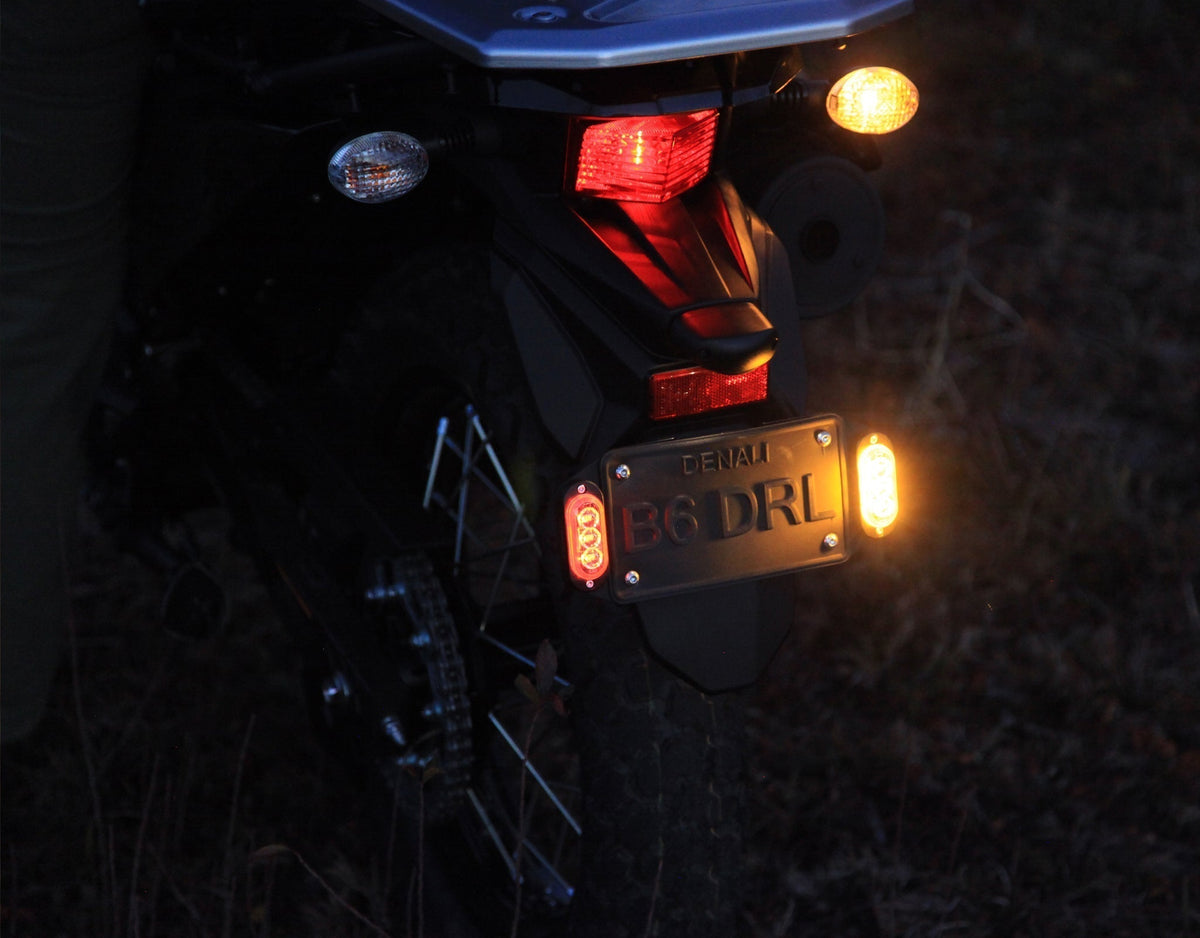 DENALI Plug-&-Play Rear T3 Turn Signal License Plate Kit for Kawasaki KLR650 – bilde 3