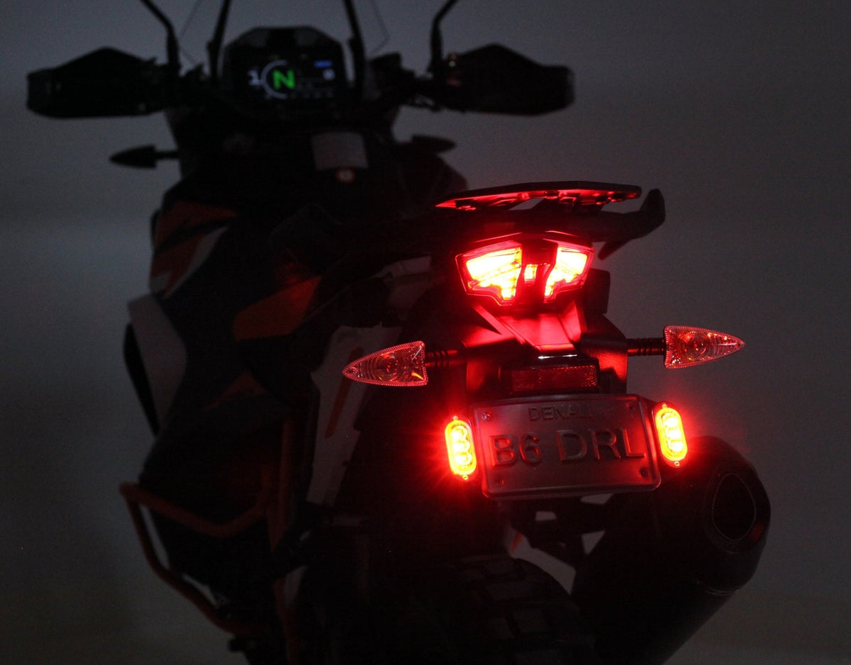 DENALI Plug-&-Play Rear T3 Turn Signal License Plate Kit for KTM 1290 Adventure – bilde 3