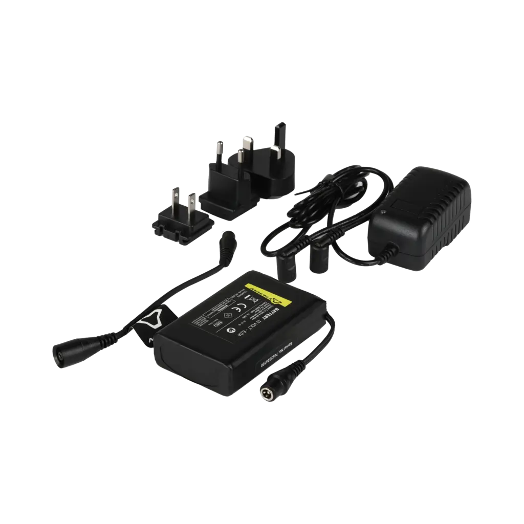 Battery + Charger Macna, 12V 6A