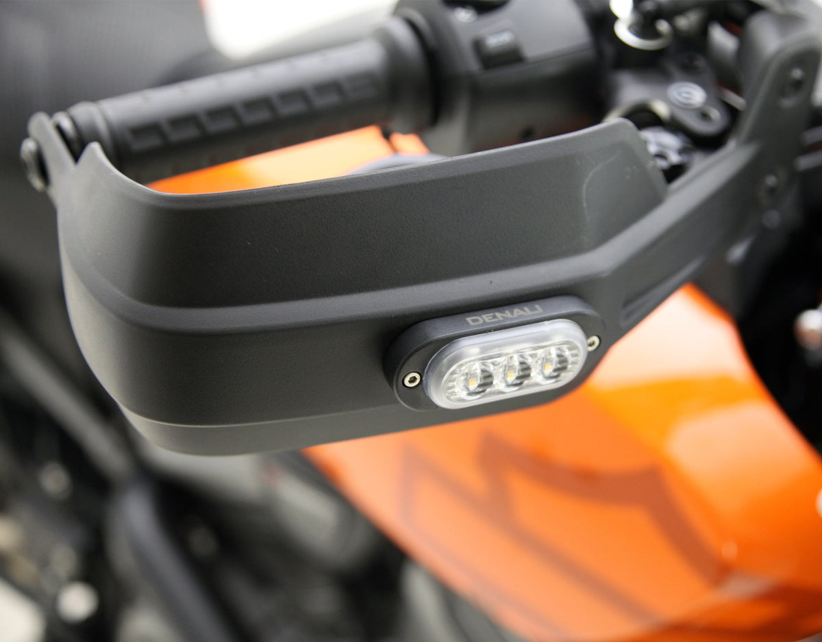 DENALI Plug-&-Play T3 Turn Signal Handguard Kit for Harley-Davidson Pan America 1250 – bilde 3