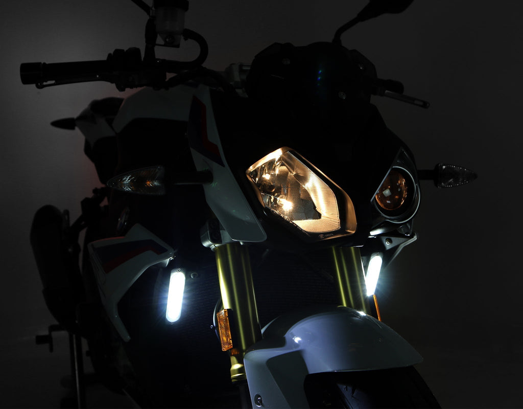DENALI DRL Visibility Lighting Kit with Offset Mount - White or Amber – bilde 6