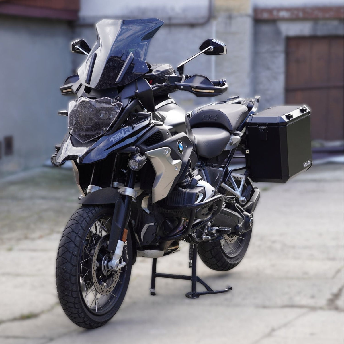 Side pannier system BMW R 1200/1250 GS LC (2013-2024) for ADV rack.
